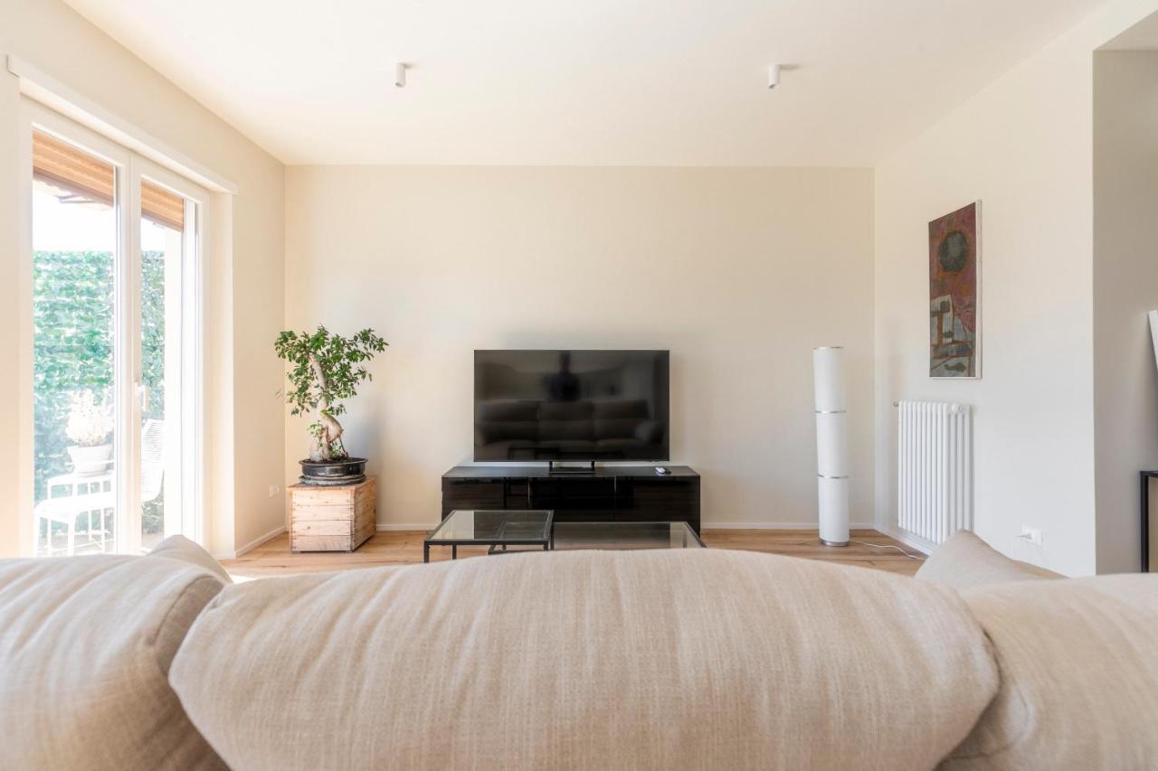 La Dolce Vita - Sunny Penthouse Trastevere Station 100Sqm โรม ภายนอก รูปภาพ