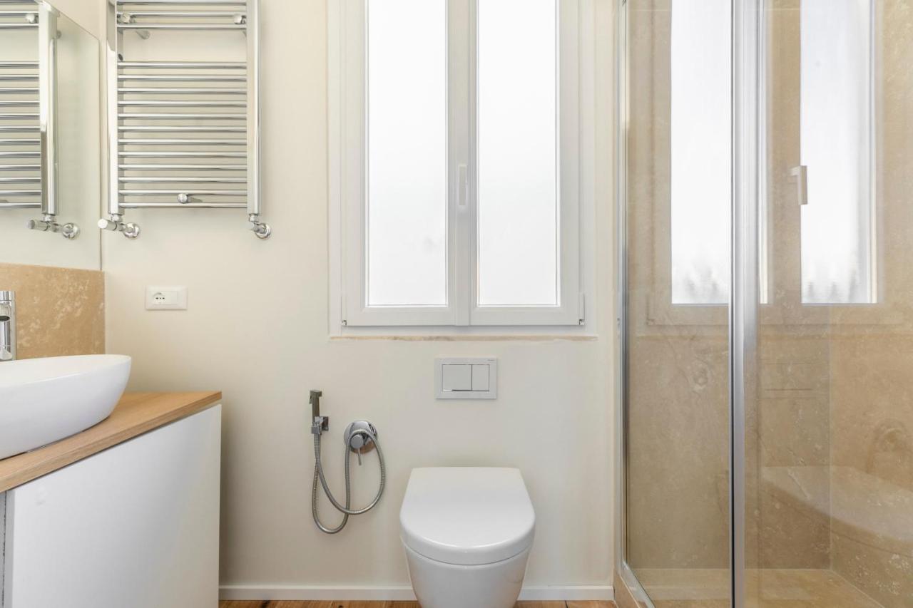 La Dolce Vita - Sunny Penthouse Trastevere Station 100Sqm โรม ภายนอก รูปภาพ