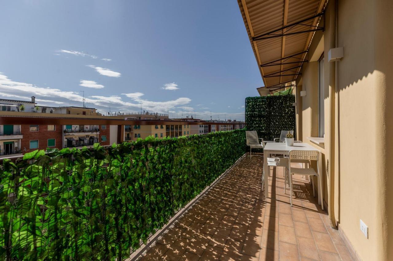La Dolce Vita - Sunny Penthouse Trastevere Station 100Sqm โรม ภายนอก รูปภาพ