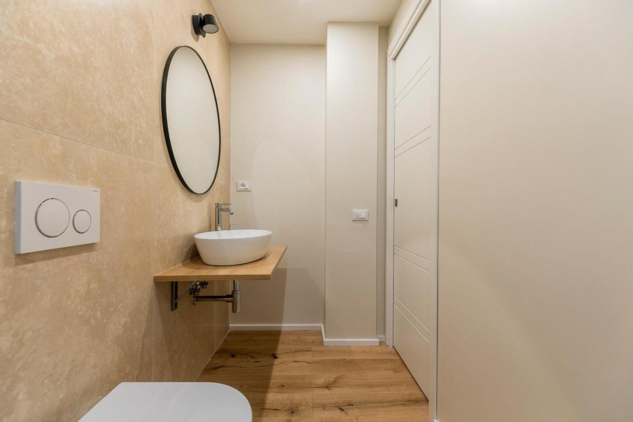 La Dolce Vita - Sunny Penthouse Trastevere Station 100Sqm โรม ภายนอก รูปภาพ